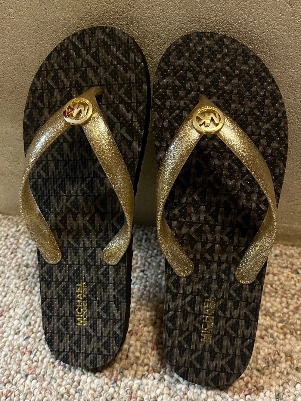 🆕 MICHAEL Michael Kors Glitter Logo Flip Flops